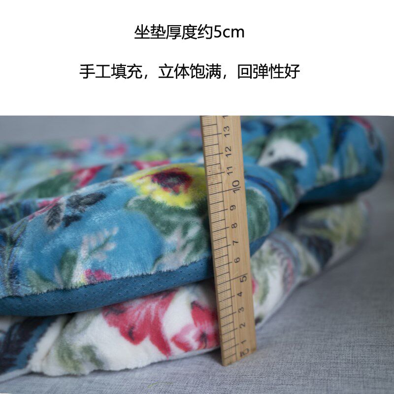 2023韩国秋冬季新款玫瑰花坐垫毛绒加厚防滑保暖美臀椅子沙发座垫