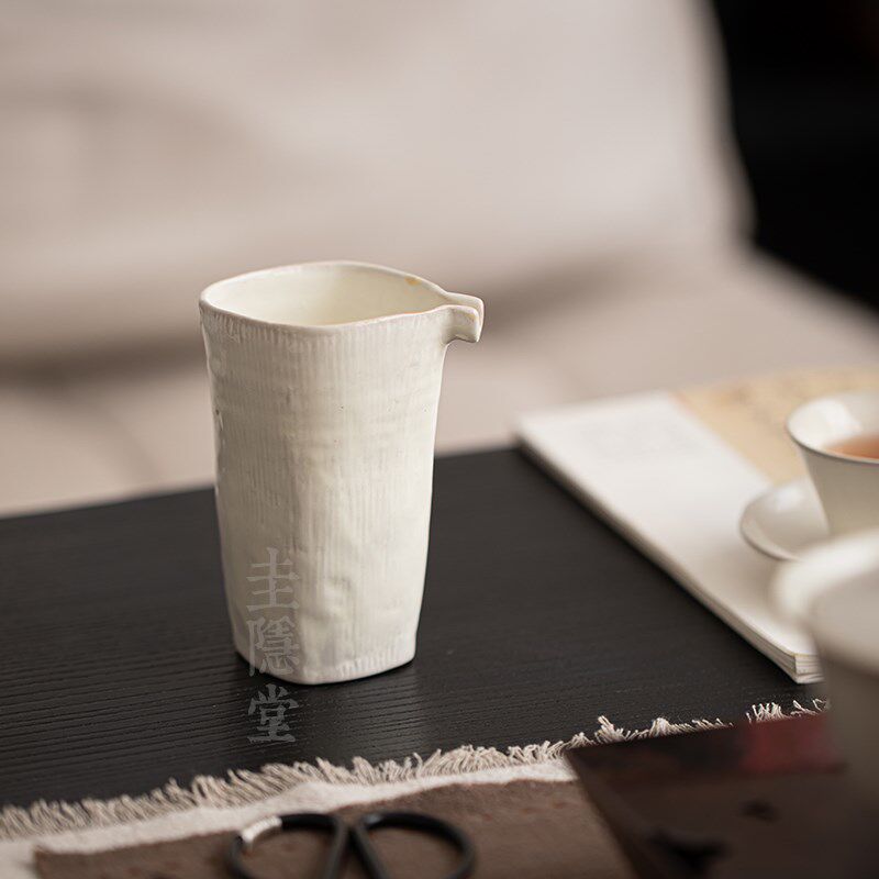 圭隐堂粉引粗陶公道杯家用复古侘寂风家用公杯泡茶匀杯茶海分茶器