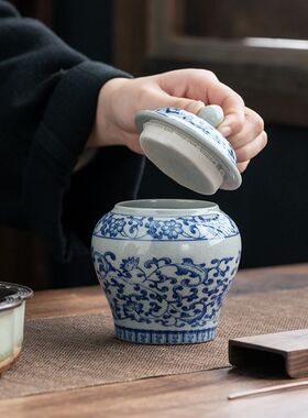 青花将军茶叶罐复古老陶泥陶瓷罐茶叶收纳罐防潮储茶罐干货密封罐
