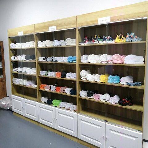 化妆品货柜防尘玻璃门带锁展示柜美容美甲样品柜模型柜礼品积分柜