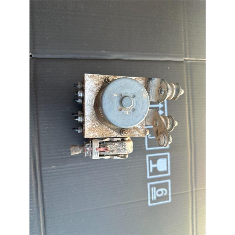 大众原装ABS泵总成，型号3AD 614 109 J，TRW