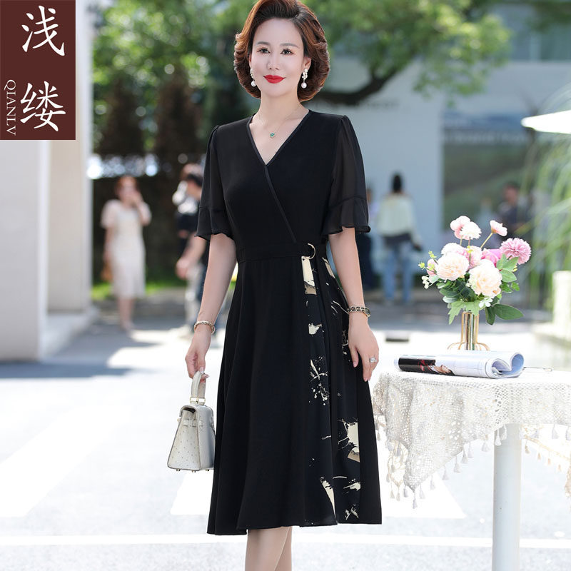 母亲节年轻妈妈夏装新款连衣裙洋气质中老年女装夏季短袖雪纺裙子