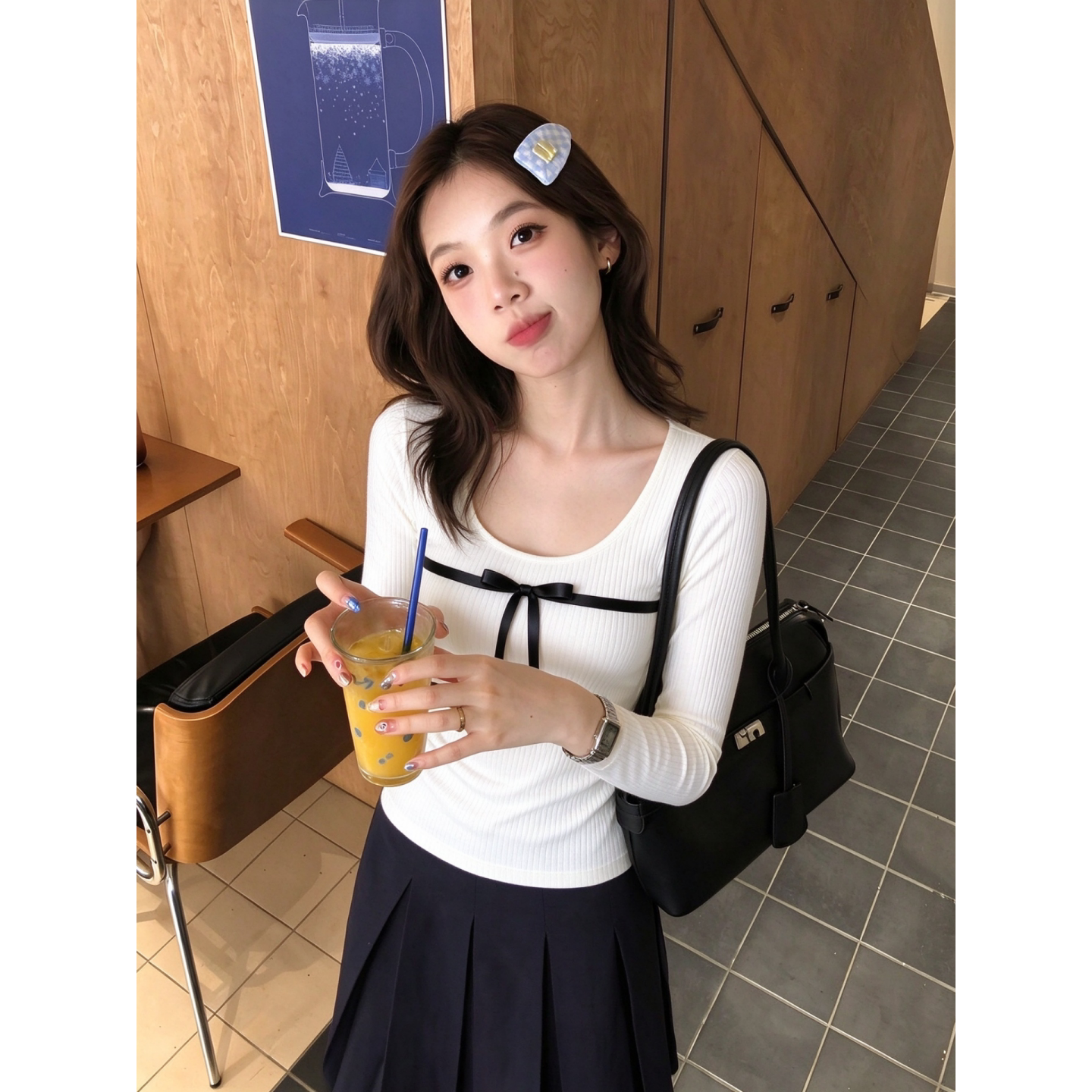 韩系U领蝴蝶结内搭打底衫女秋季修身显瘦T恤长袖白色2026新款上衣