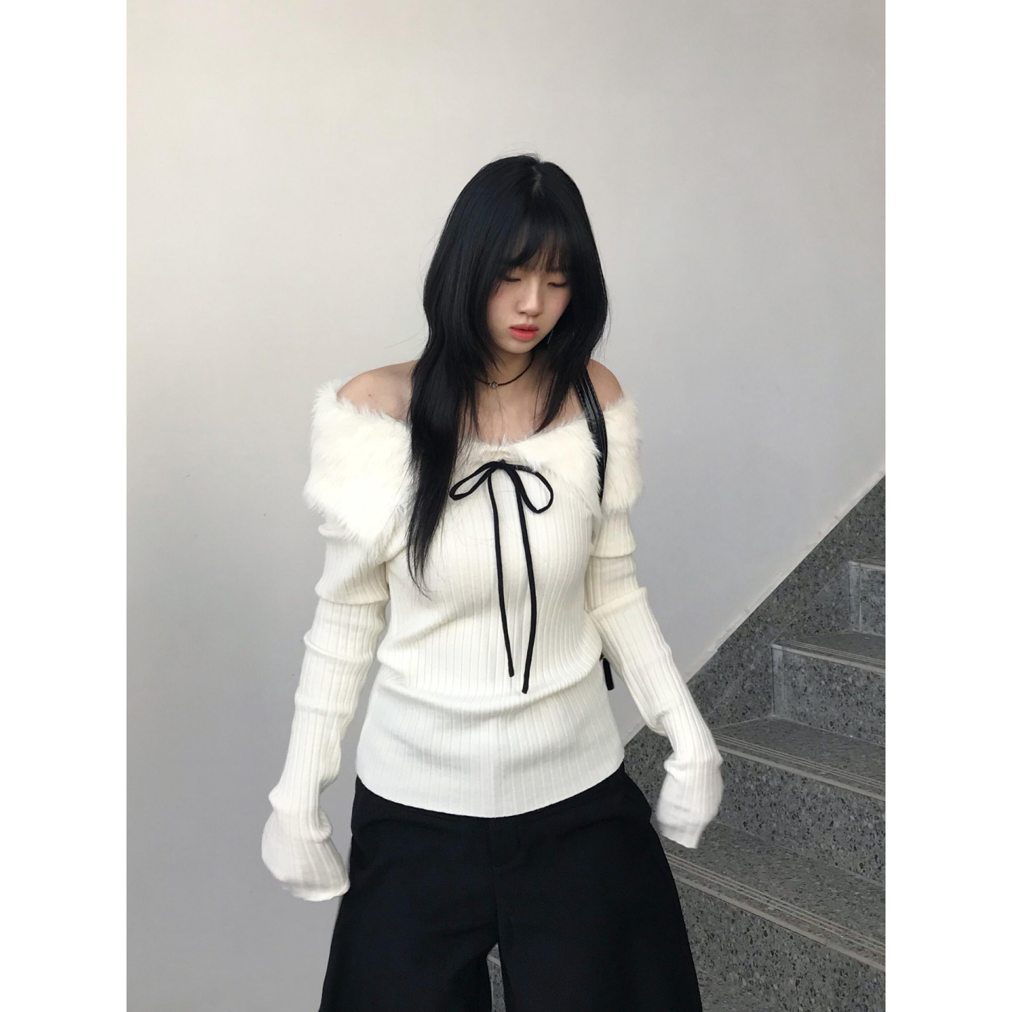 韩系白色一字领长袖针织衫女秋冬季修身内搭打底毛衣2026上衣百搭