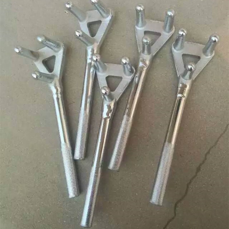 三爪阀门扳手电镀阀门扳手防滑阀门扳手Y型扳手3DF-700mm