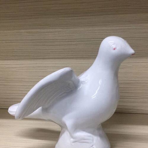 青瓦蓝瓦五脊六兽翘脚双龙戏珠