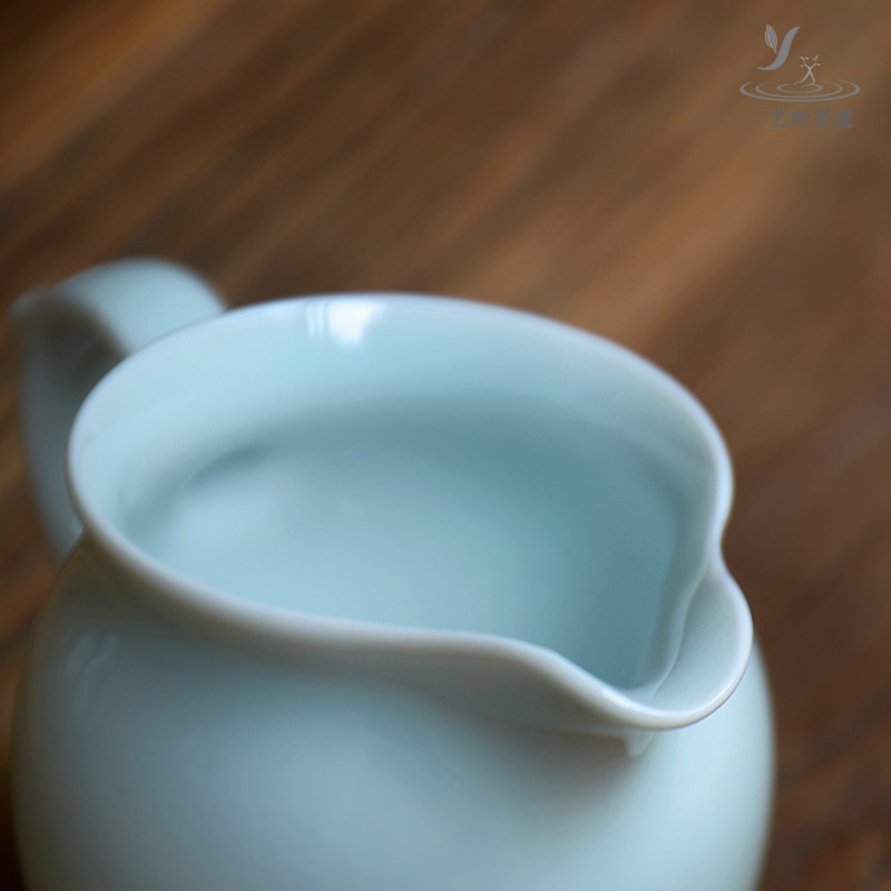 手绘公道杯陶瓷景德镇青花瓷茶海功夫茶具配件分茶器匀茶杯倒茶器