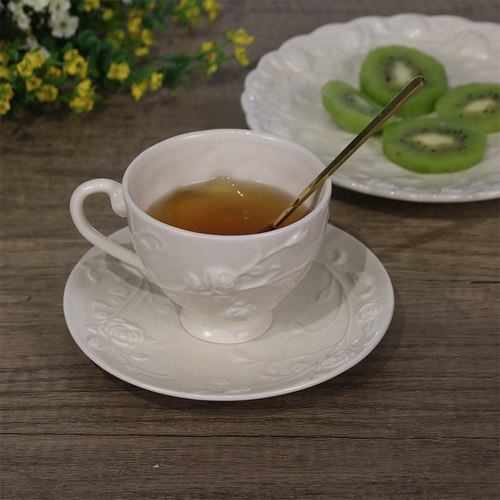 复古米黄色浮雕玫瑰咖啡杯子套装下午茶壶茶杯欧式立体雕刻八寸盘