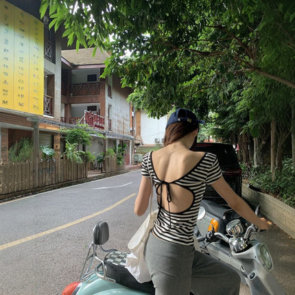 后背绑带短袖t恤女新款夏季穿搭辣妹条纹炸街独特漂亮修身上衣潮