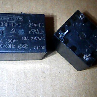 833H-1C-C   12VDC   5脚  松川拆机正品继电器