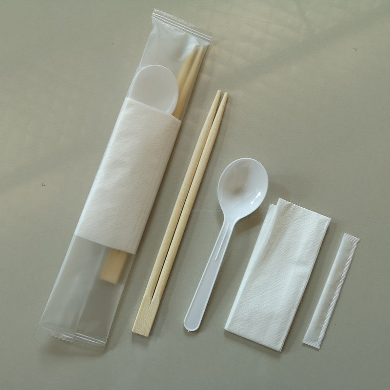 筷子勺子套装一次性四件套组合外卖打包餐具竹筷勺子牙签餐巾纸