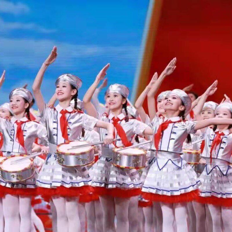 新款少先队红领巾表n演服鼓号服学生升旗手服装儿童啦啦操舞蹈套