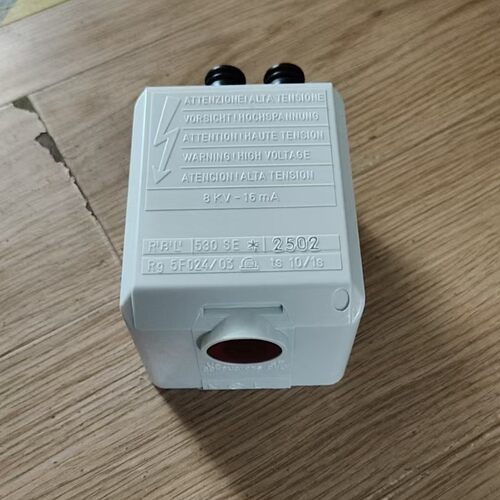 利雅路40G5/10/20LC柴油燃烧机控制器配电眼530SE油机程序控制盒
