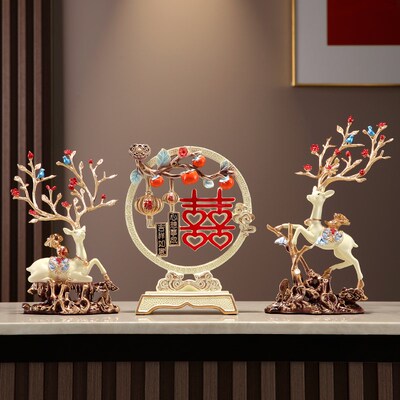 客厅玄关电视酒柜新人姐t妹闺蜜结婚房布置装饰礼物招财鹿喜字摆