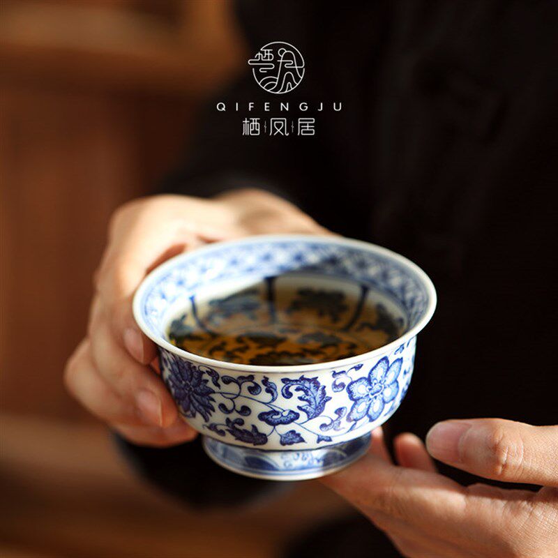 栖凤居青花手绘缠枝莲八宝纹品茗杯陶瓷单杯大容量喝茶专用茶水杯