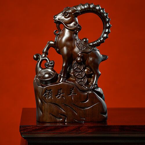 实木雕羊摆件十二生肖摆设公司领导领头羊办公室装饰乔迁开业礼品