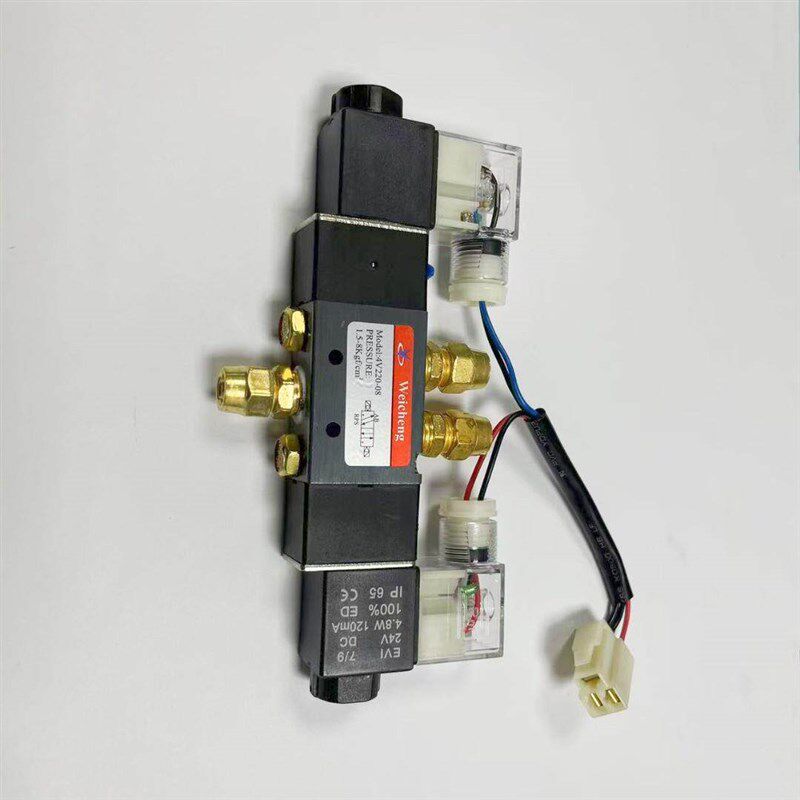 门泵电磁阀客车客车中客车带线铜连接器4V220-08 24V白色小母插头