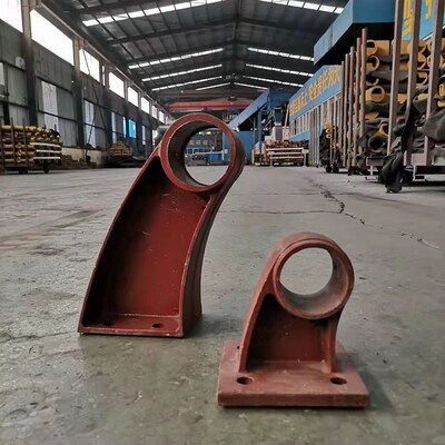 铸铁护栏支架公路桥梁 牛角支架防撞扶手预埋钢板S构件 底座支撑