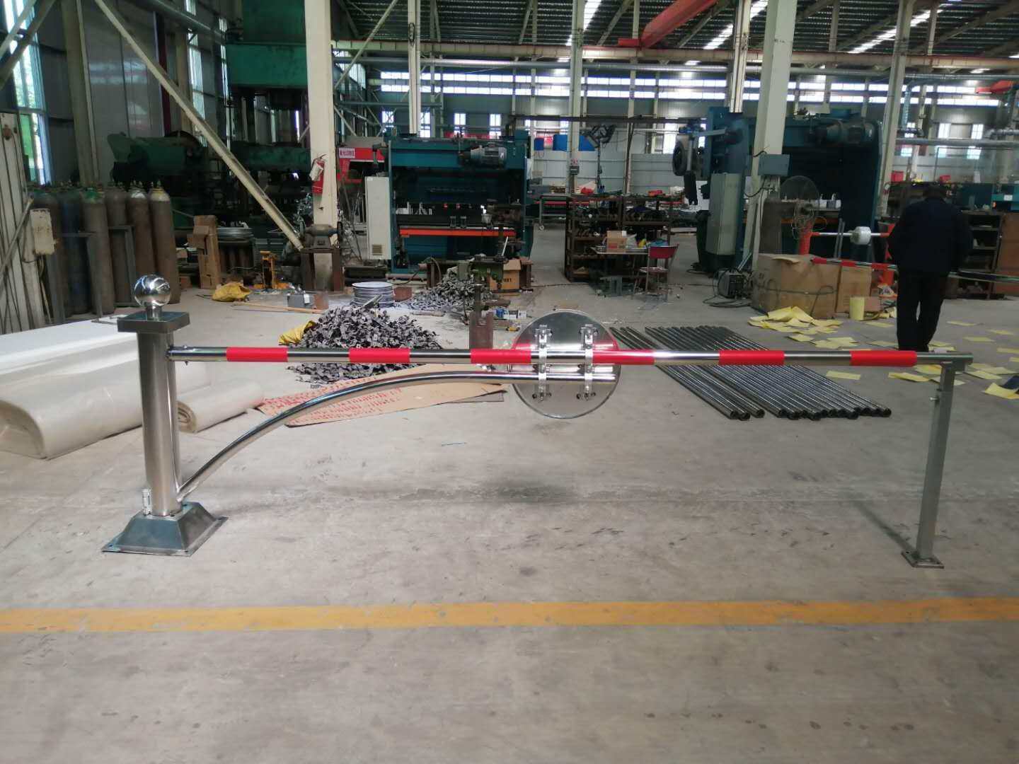 远方高速公路栏杆手动封道挡车分C流杆不锈钢立柱可伸缩手动挡车