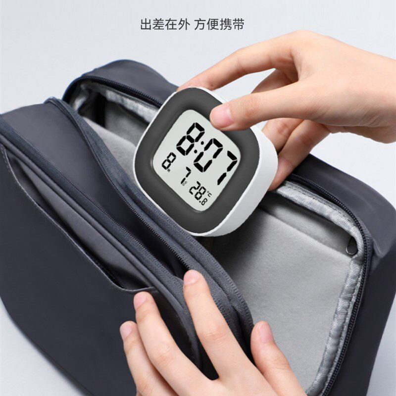 易美特多功能简易数字显示时钟温度紧凑型液晶时钟学生时钟创意床