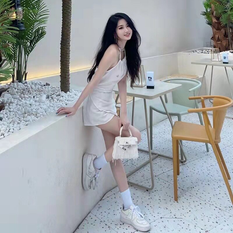 小众设计感不规则短裙女 温柔气质高腰显瘦 ins 风百搭短款半身裙
