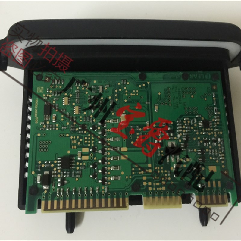 适用宝马5系F10F18大灯520驱动523模块525电脑板528控制器530 535