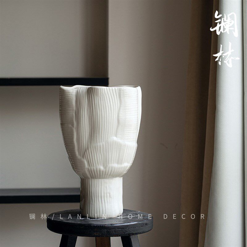 侘寂复古陶瓷花瓶新中式手工白色简约花器酒店民宿茶室古朴纯与白