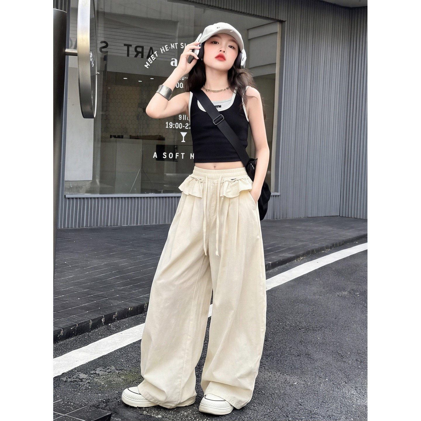 女童防蚊裤夏款2026新款儿童休闲宽松裤子中大童花边屁帘阔腿裤薄