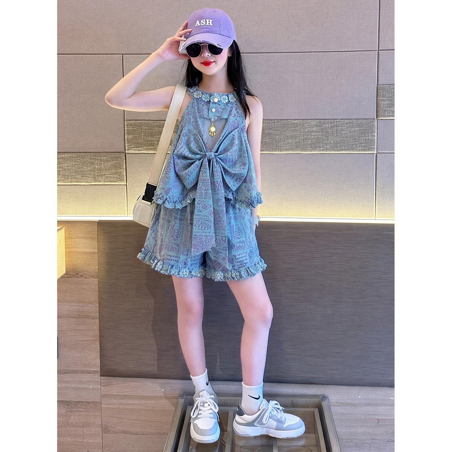 女童夏季几何图挂脖上衣短裤套装