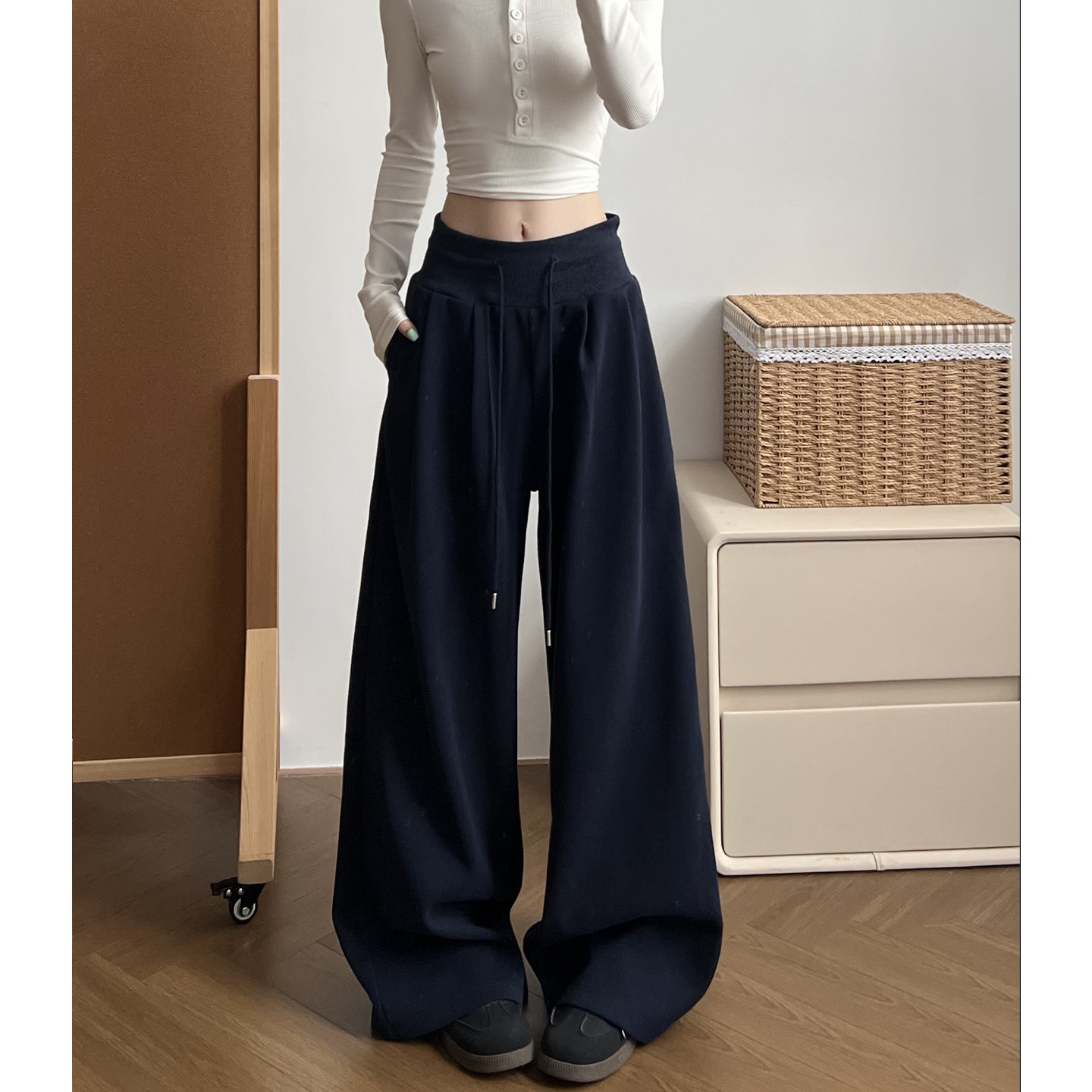 韩版藏青色运动裤女2026秋季新款低腰宽松亲肤透气休闲裤阔腿卫裤