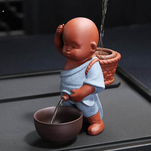 紫砂喷水茶宠 哥窑小尿童手工茶宠摆件 红泥创意陶瓷变色茶宠