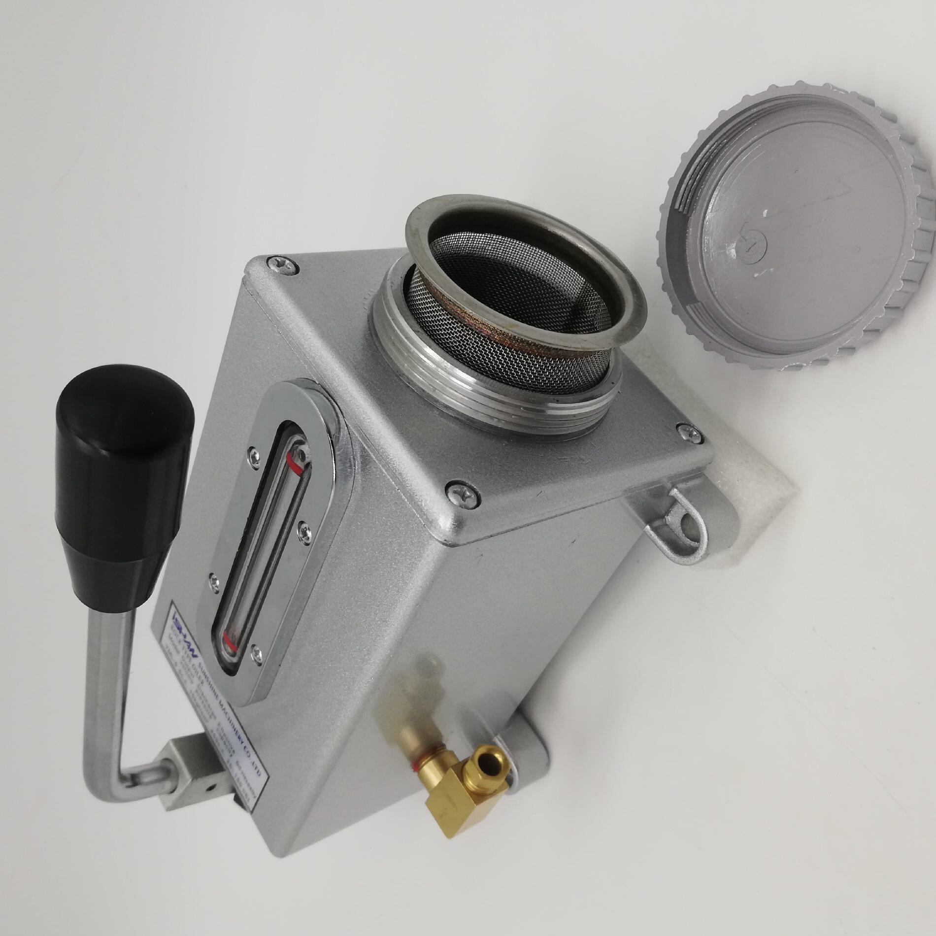 甄选台湾裕祥ISHAN手摇式注油器YML-8加油泵YML-6冲床手动机油泵Y