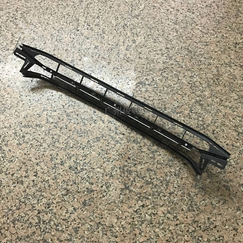 适用于16-18款凌派前杠下格栅前保险杠饰条前保险杠下中网前保险