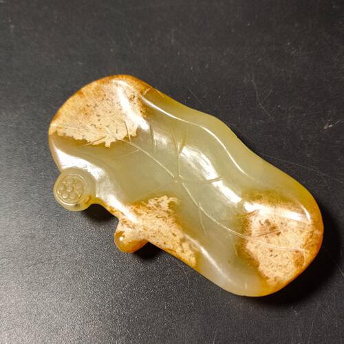 甄选供应工艺品仿古岫玉雕刻荷叶笔洗做旧小砚台文房用品