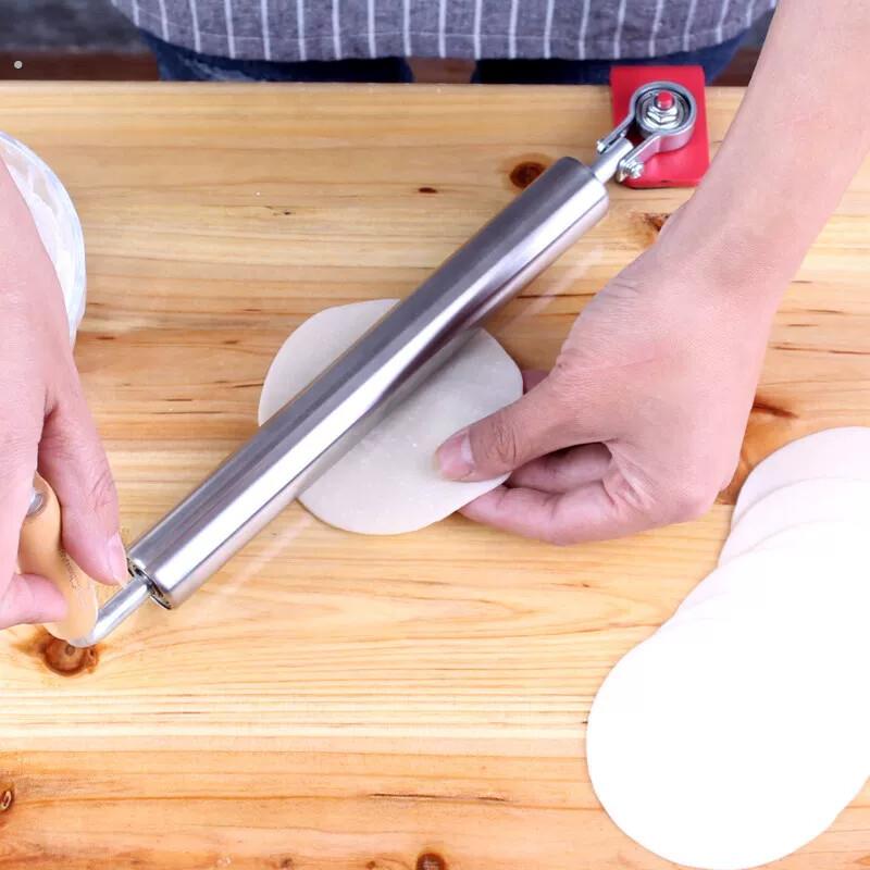 不锈钢手动擀皮宝超省力擀水饺皮神器手工压面器大小擀皮宝擀面棍
