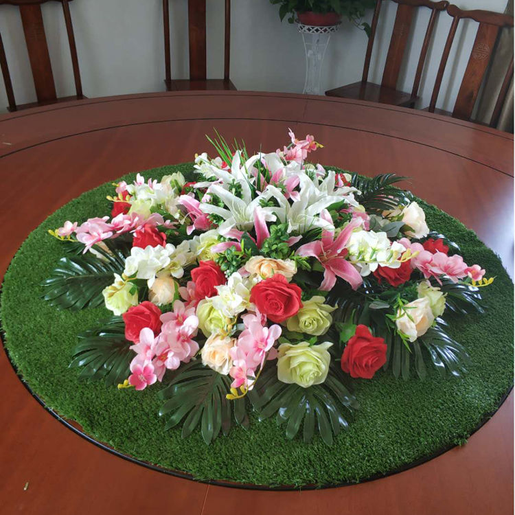 酒店大圆桌中间装饰花餐桌转盘摆花草坪饭店圆形假花摆件绿色草垫