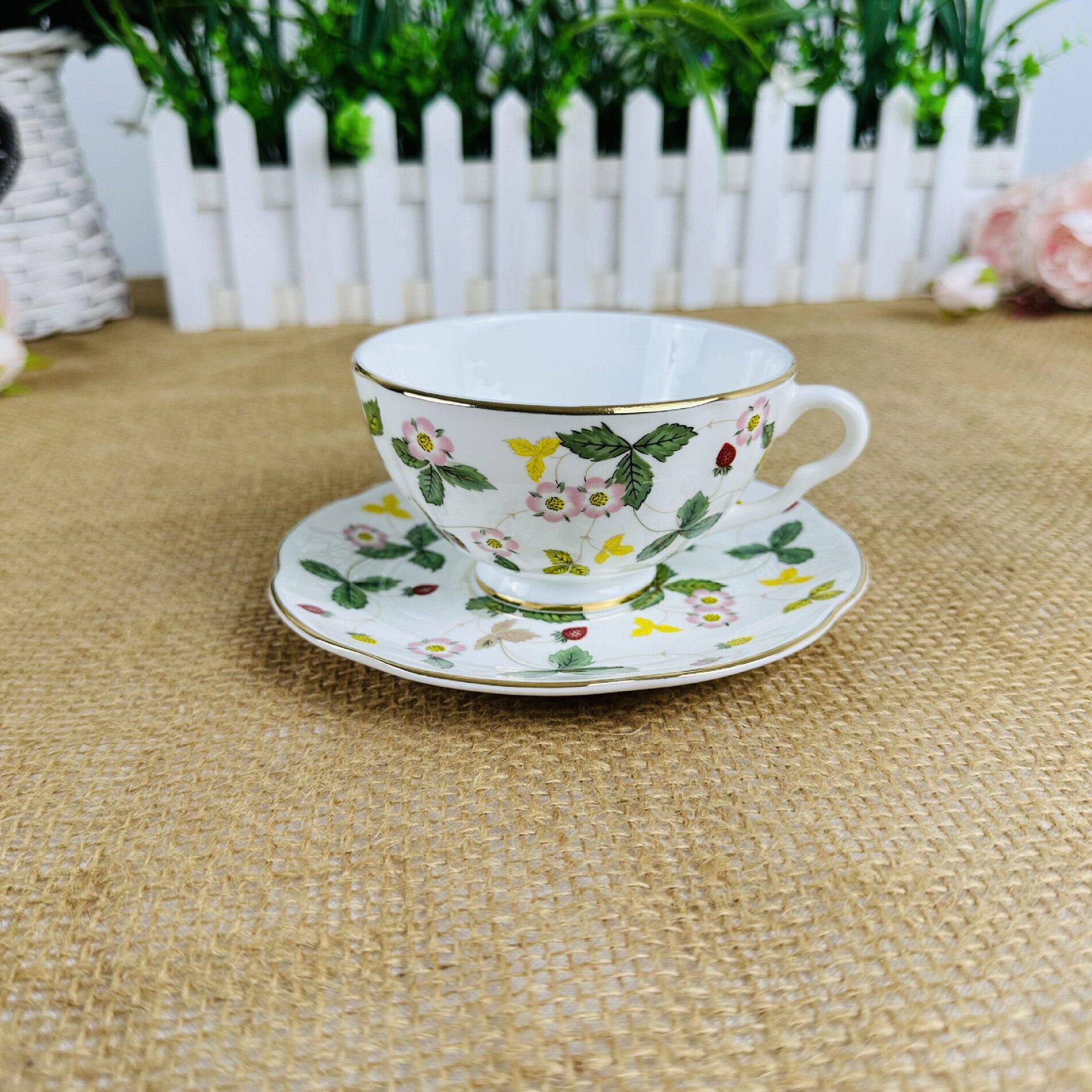 甄选ROyal stoke 下午茶220毫升野草莓杯  骨瓷杯 奶杯