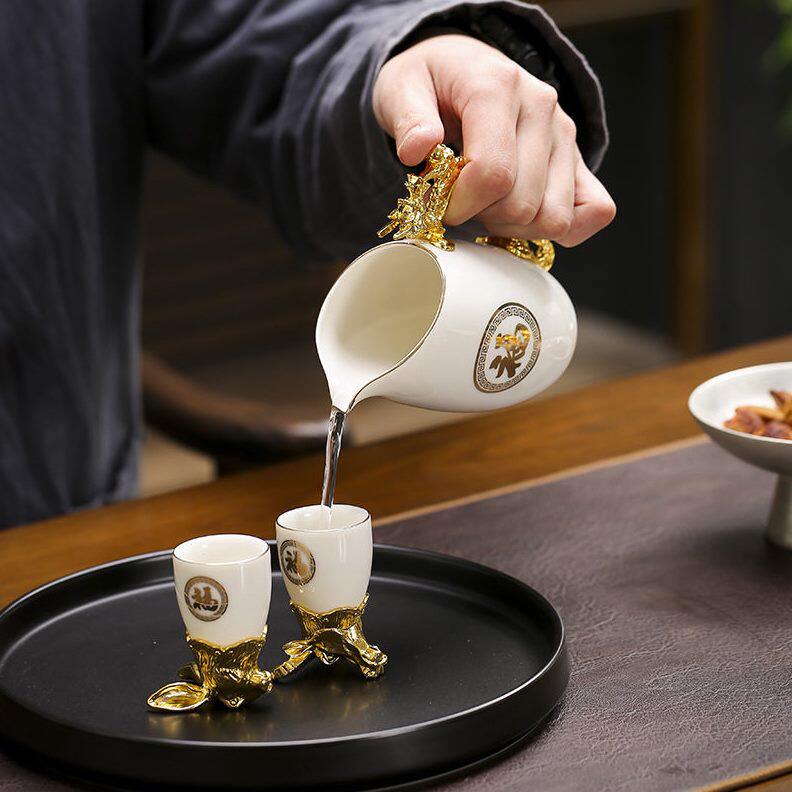 甄选十二生肖酒具套装 陶瓷白酒分酒器中式创意兽首酒杯商务婚庆