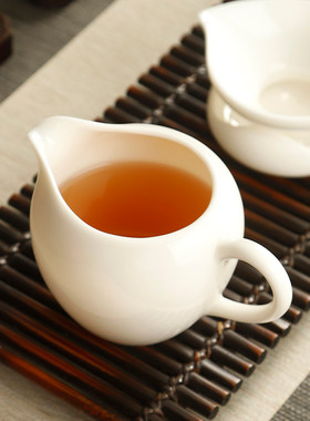 羊脂玉瓷公道杯陶瓷美人公杯家用带把匀杯茶海分茶器功夫茶具配件