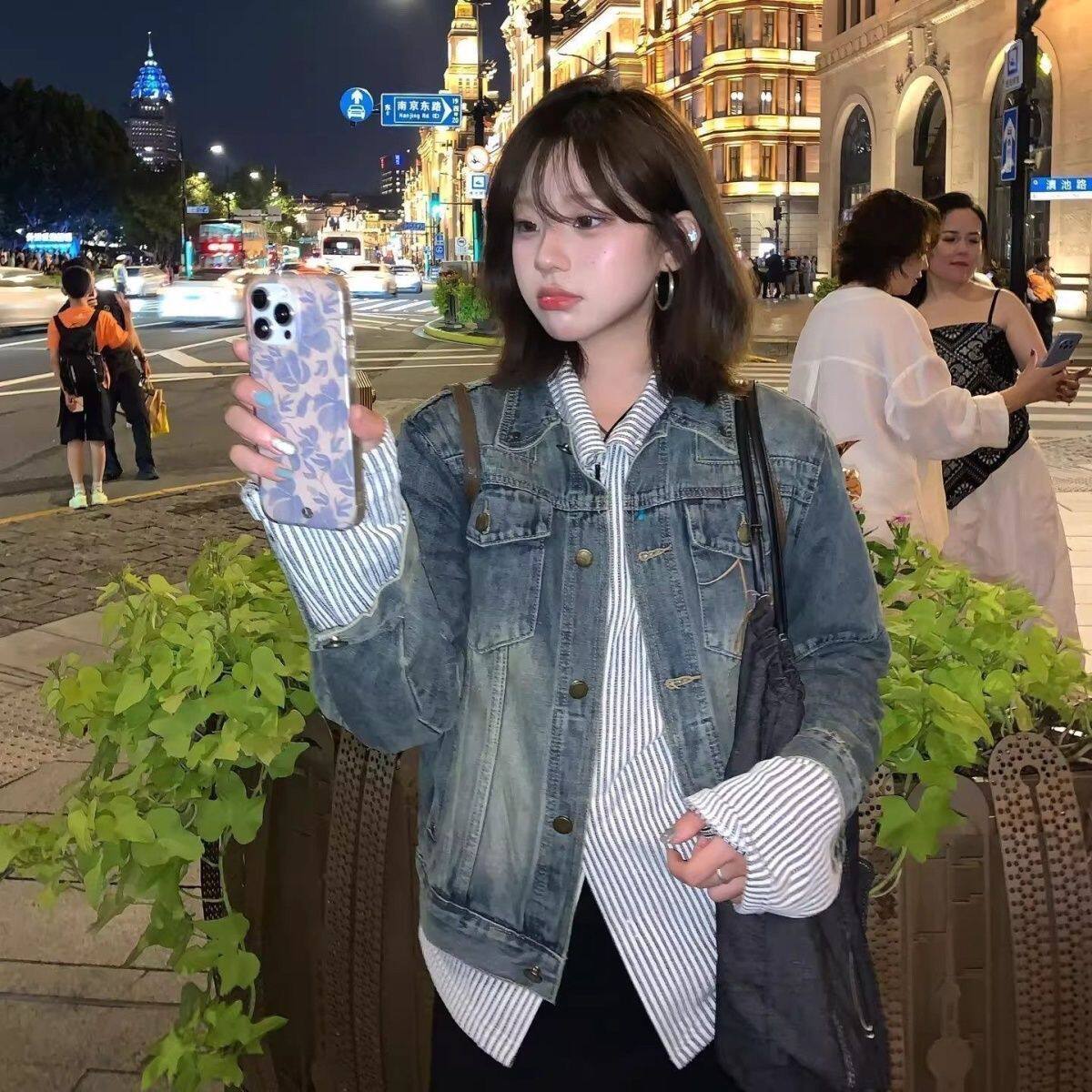 复古牛仔外套女春秋季新款韩版显瘦刺绣时尚休闲短款工装夹克上衣