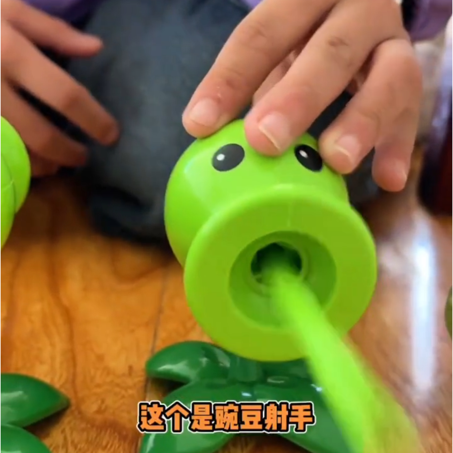 正版植物大战僵尸玩具全套礼盒儿童男孩搪胶卡通公仔手办模型套装