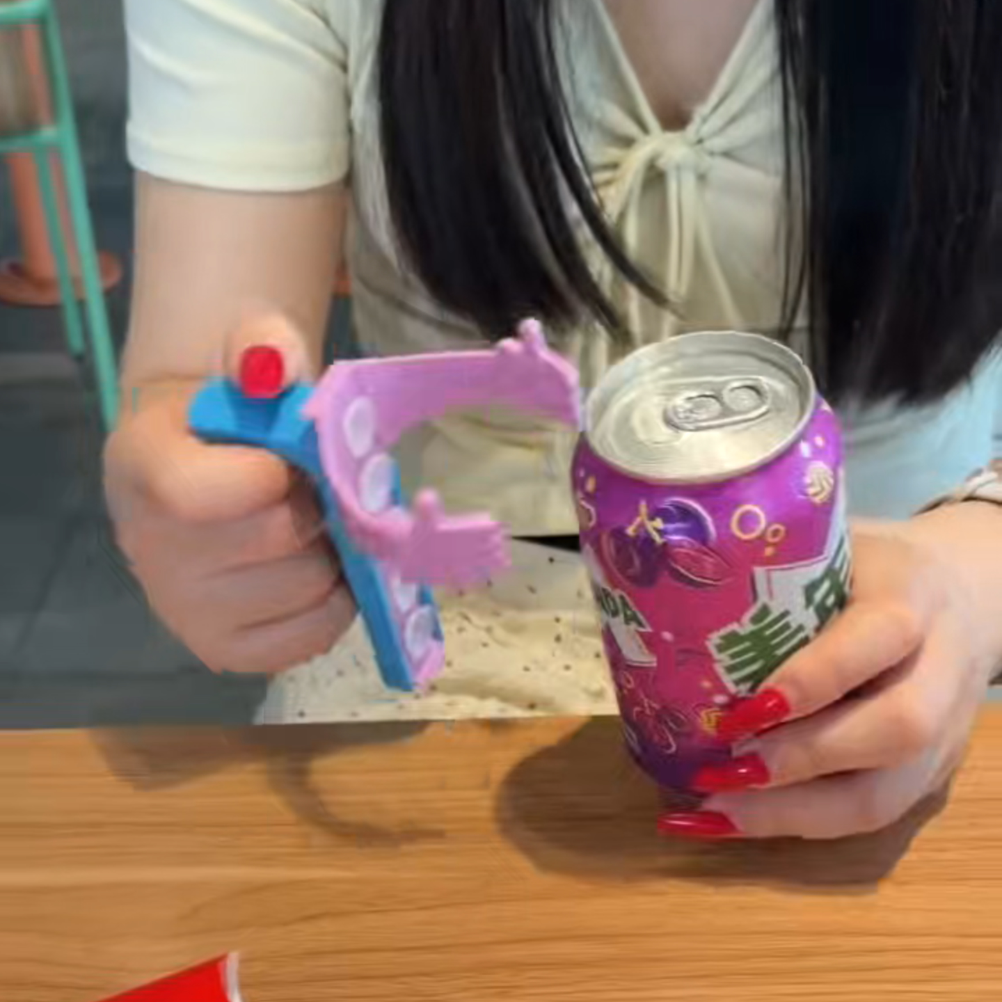 多巴胺易拉罐封口吸管盖子便携式可提啤酒碳酸饮料防尘漏气密封盖