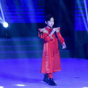 男童高端红色国风礼服套装儿童国潮T台走秀主持演出服中大童霸气