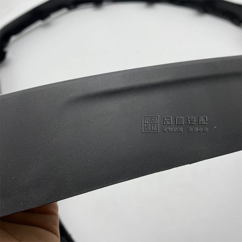 适用别克新英朗前保险杠导流板下护板阅朗前保下裙边饰条胶条原厂