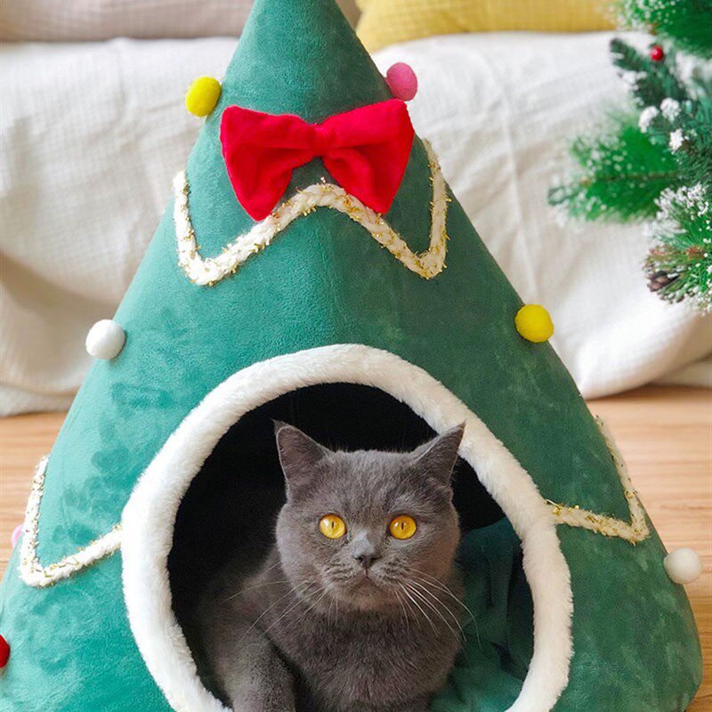 圣诞树猫窝宠物狗窝新年节日冬季保暖半封闭猫屋深度睡眠窝床加厚