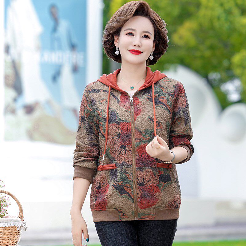妈妈春装花色外套女短款洋气中老年春秋季40岁50休闲连帽夹克上衣