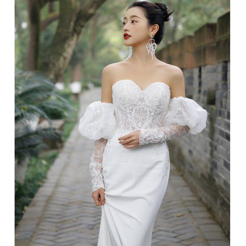 甄选蕾丝鱼尾一字肩轻婚纱法式简约级感小拖尾显瘦2024新款新娘出