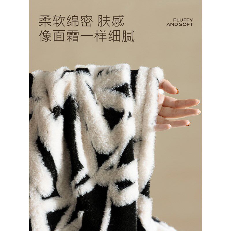 冬季沙发盖布毛绒轻奢高级感沙发盖巾垫布坐垫沙发套罩全包防猫抓