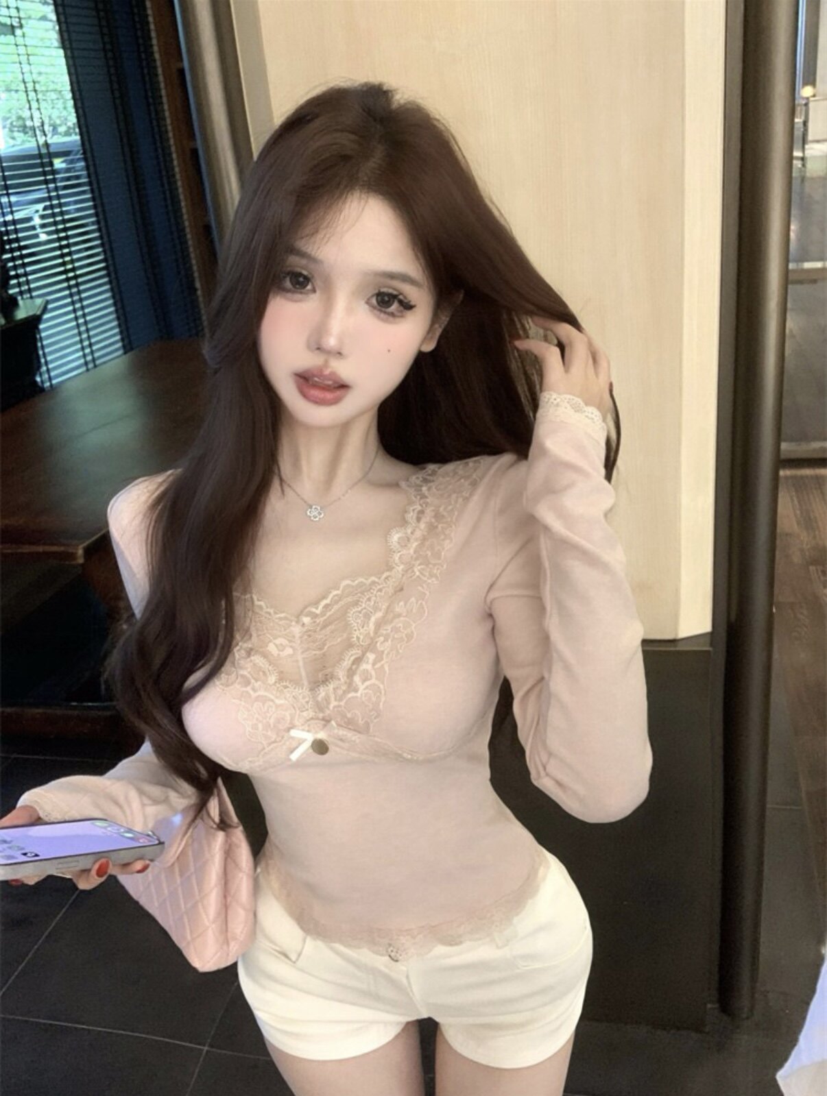 纯欲蕾丝拼接v领长袖针织T恤女秋冬修身紧身内搭短款打底衫保暖