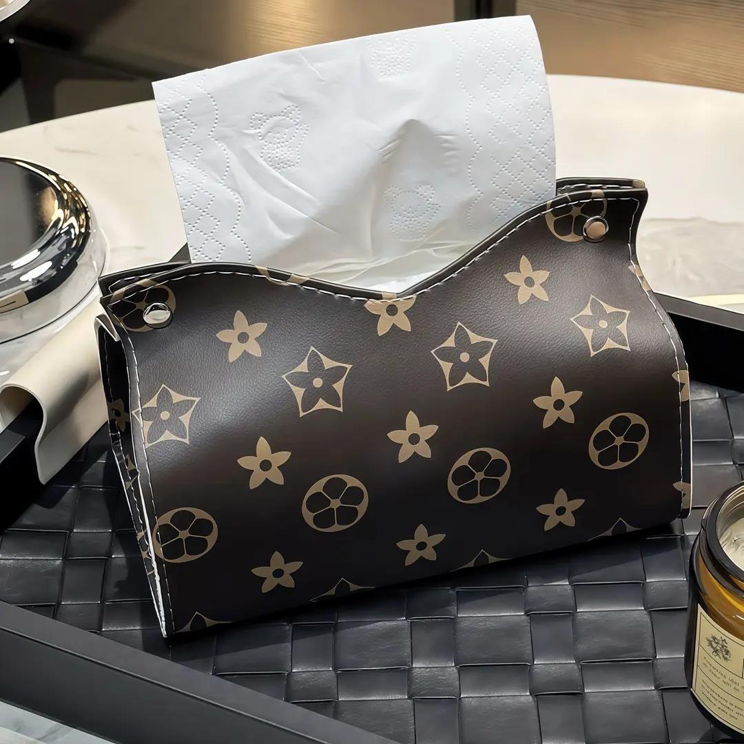 高档皮质卫生纸盒餐巾纸盒轻奢车载纸巾套家用客厅纸巾袋桌面抽取